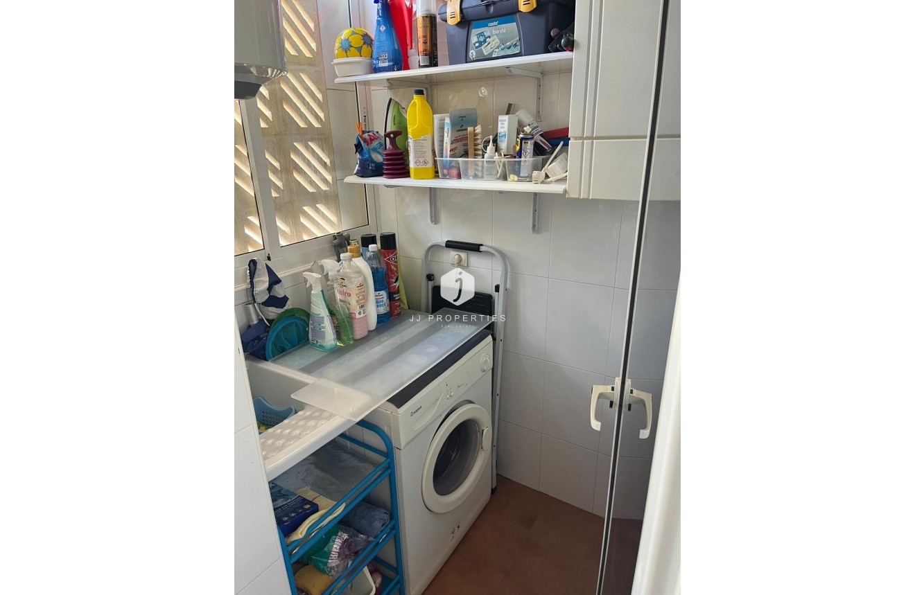 Resale - Apartment / flat -
Orihuela Costa - Campoamor