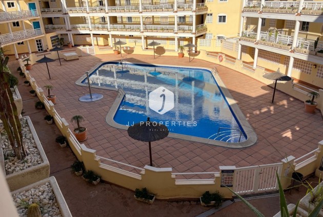 Resale - Apartment / flat -
Orihuela Costa - Campoamor