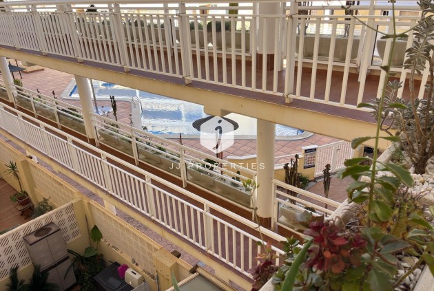 Resale - Apartment / flat -
Orihuela Costa - Campoamor