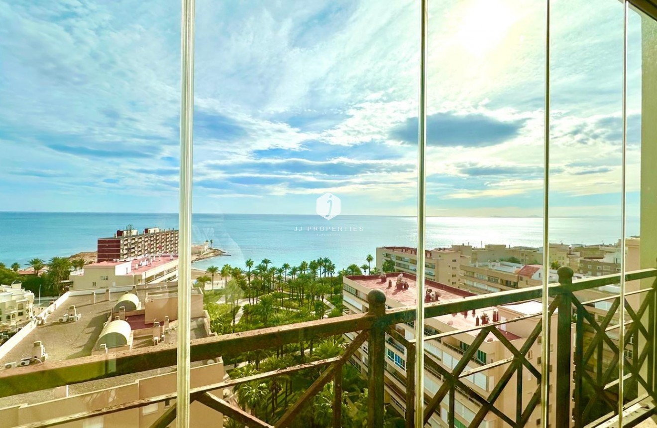 Resale - Apartment / flat -
Torrevieja - Los Frutales