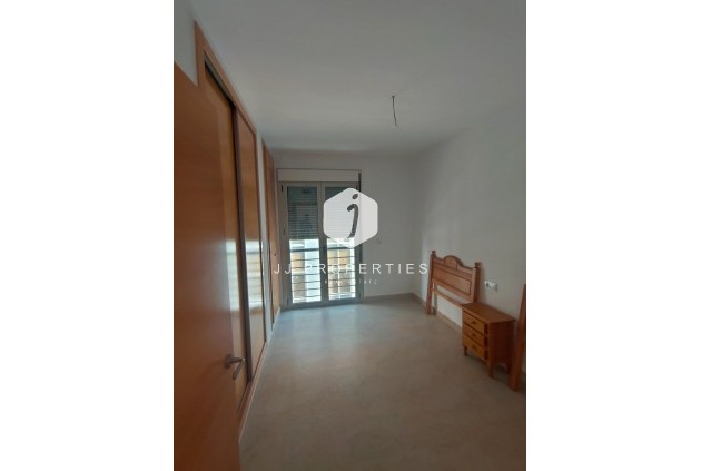Resale - Apartment / flat -
Torrevieja - Estacion de autobuses