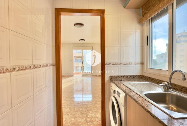 Resale - Apartment / flat -
Torrevieja - Playa del Cura