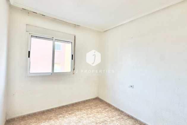 Resale - Apartment / flat -
Torrevieja - Playa del Cura