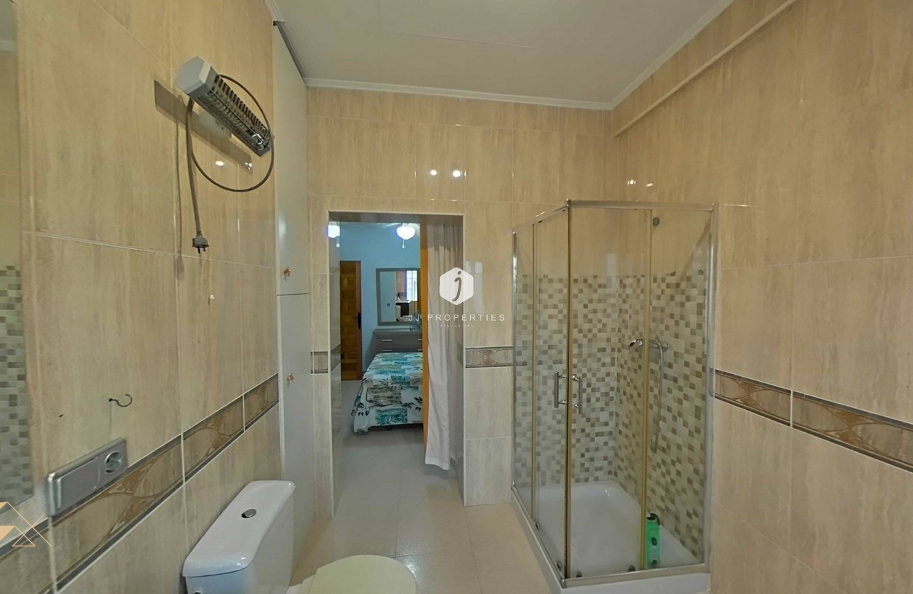 Resale - Villa -
Torrevieja - San luis