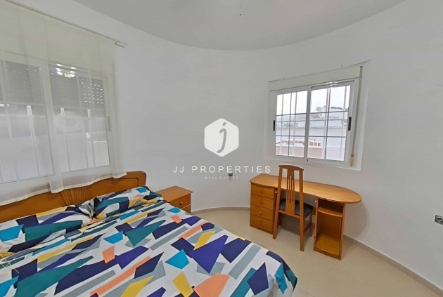 Resale - Villa -
Torrevieja - San luis