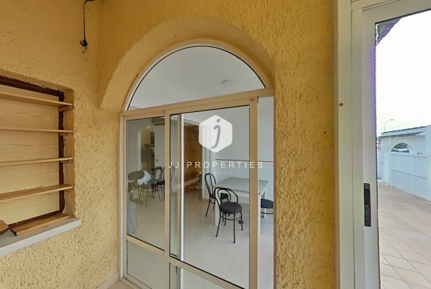 Resale - Villa -
Torrevieja - San luis