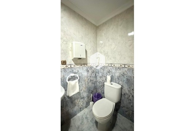 Segunda mano - Apartamento / piso -
Torrevieja