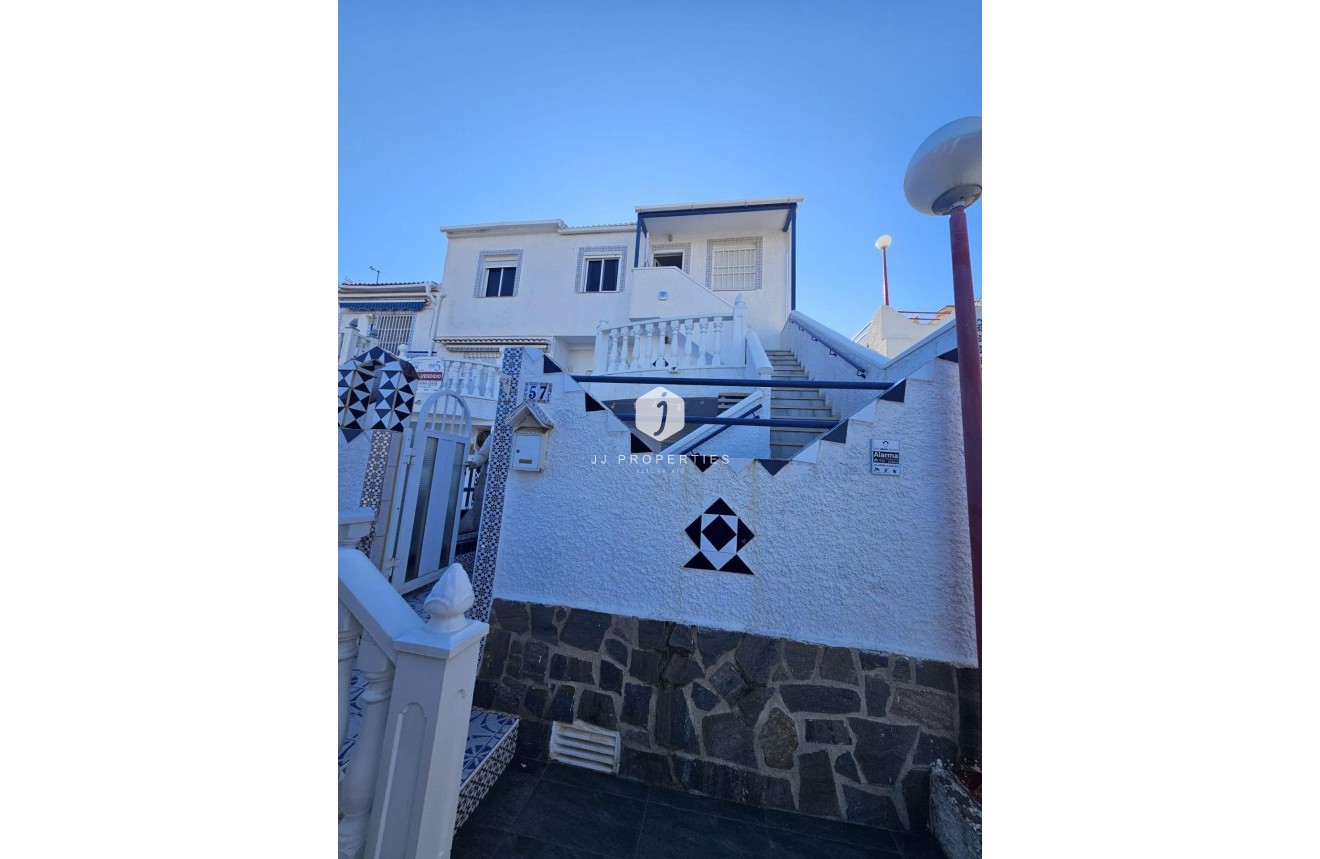 Tweedehands - duplex -
Torrevieja - Cabo cervera