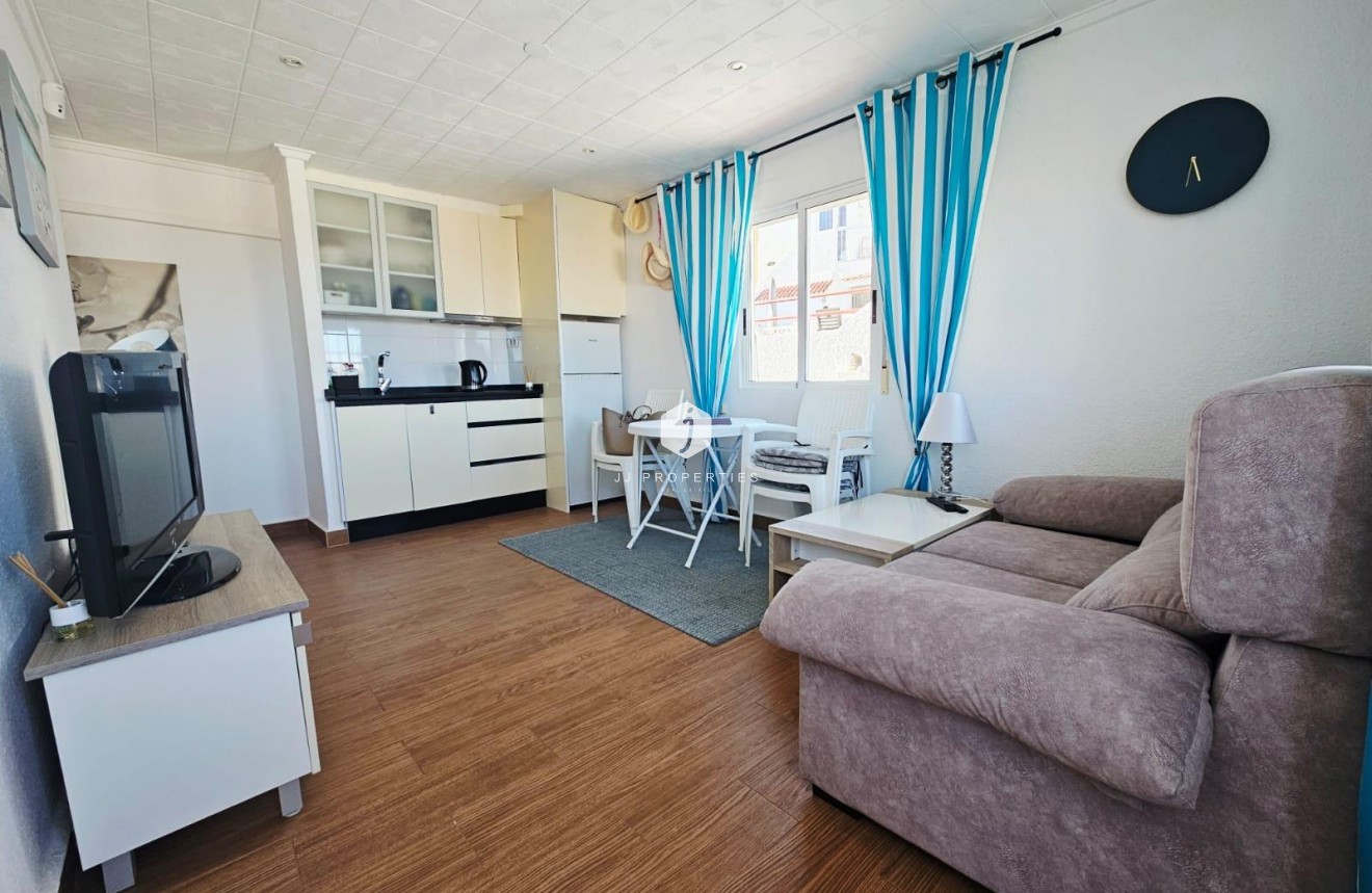 Tweedehands - duplex -
Torrevieja - Cabo cervera