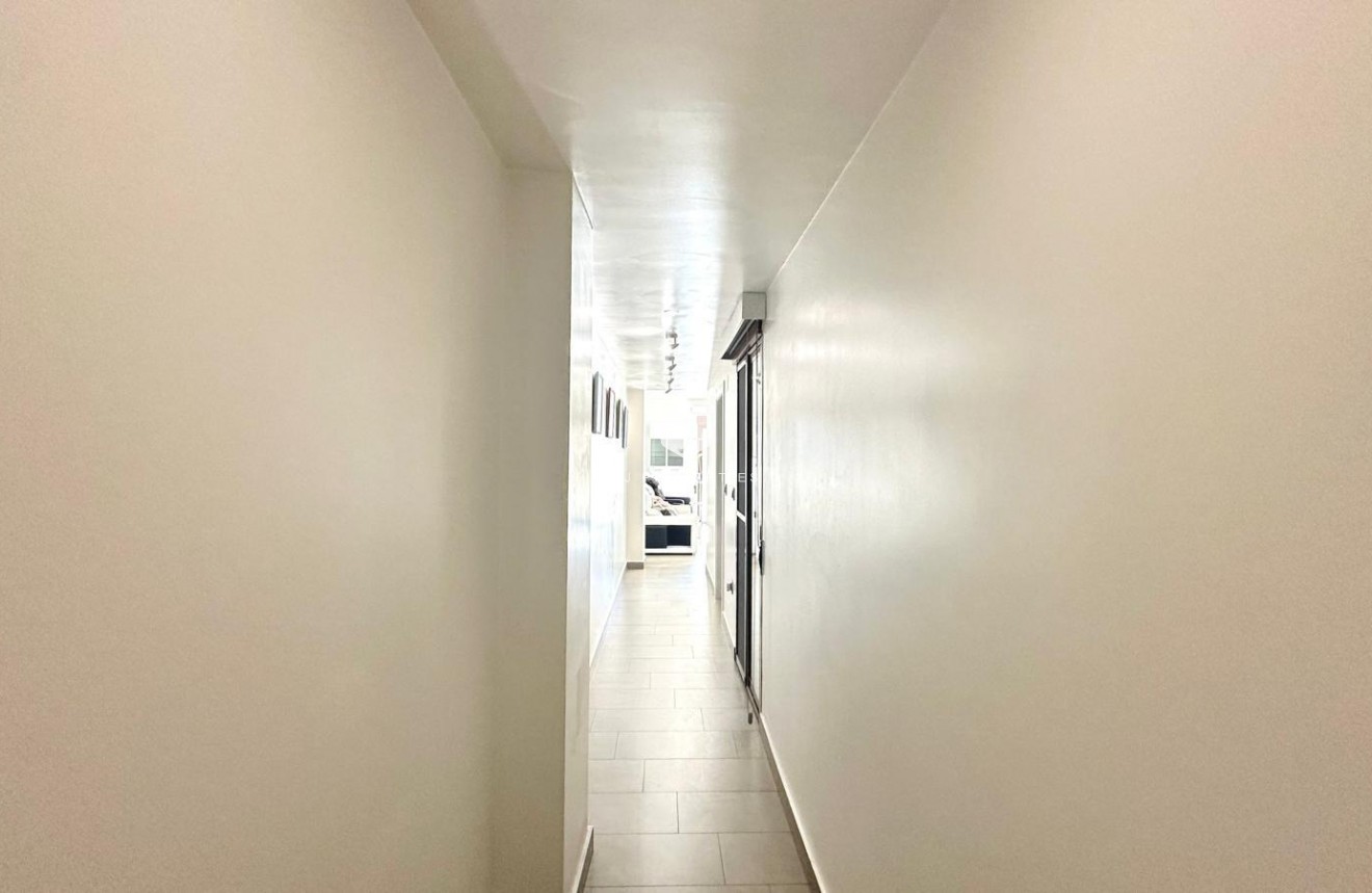 D'occasion - Appartement -
Torrevieja