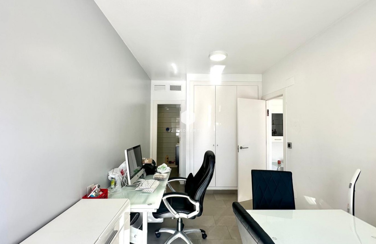 D'occasion - Appartement -
Torrevieja