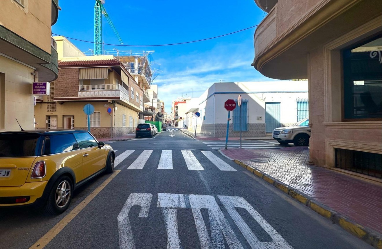 Z drugiej ręki - Daszek -
Torrevieja