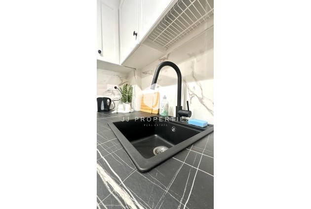 Aus zweiter Hand - Wohnung -
Torrevieja - Centro