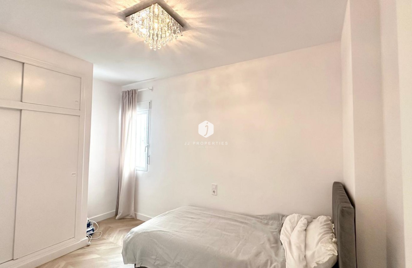 Aus zweiter Hand - Wohnung -
Torrevieja - Centro