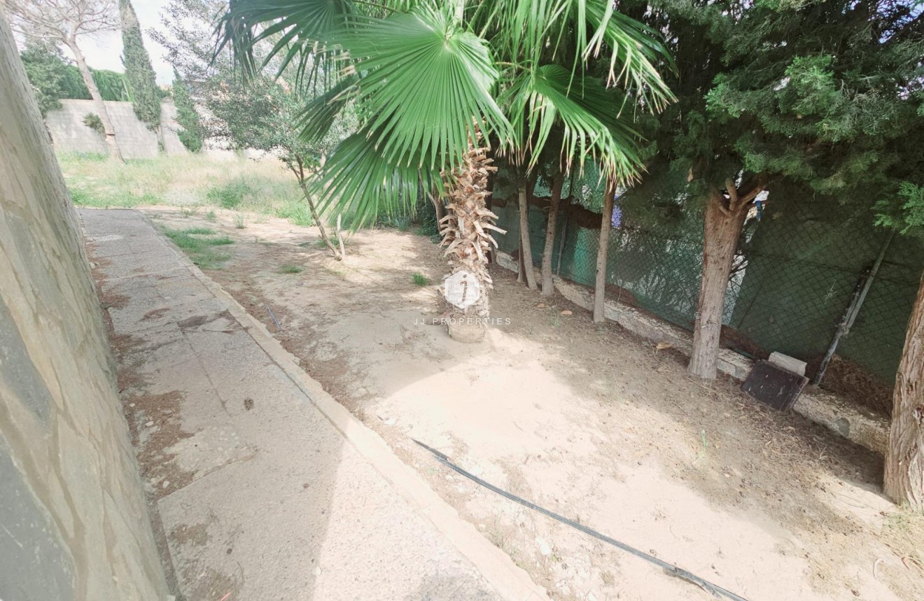 Resale - Villa -
Torrevieja - Los Balcones - Los Altos del Edén