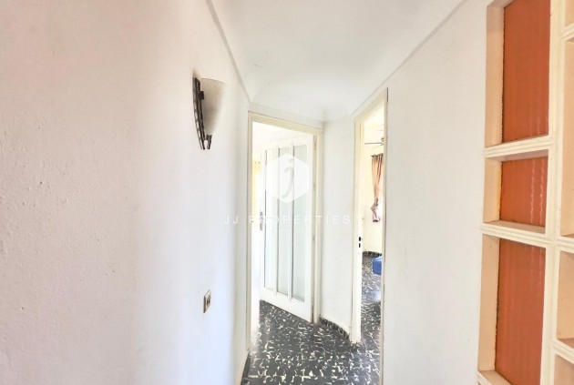 Resale - Apartment / flat -
Torrevieja - Zona Los Frutales