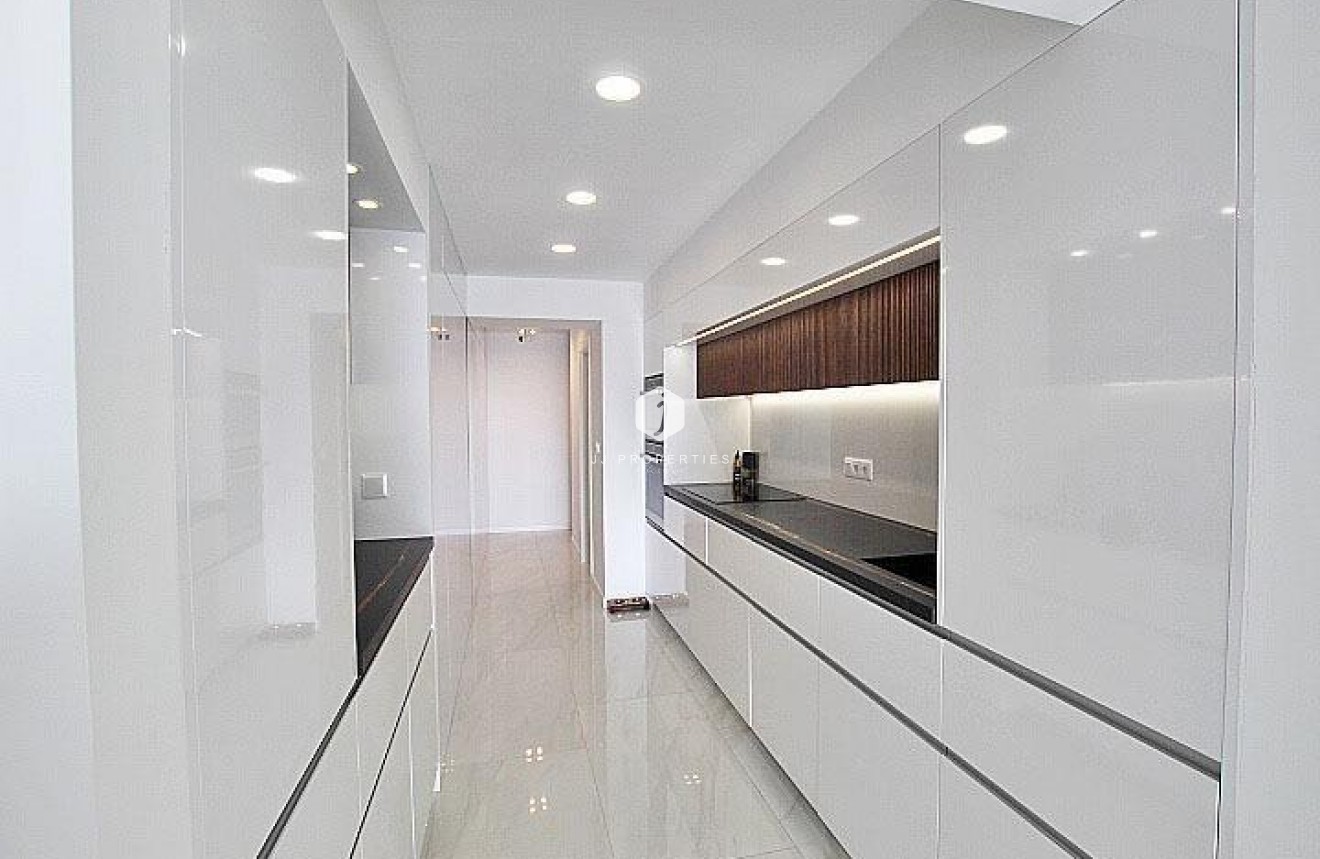 Resale - Apartment / flat -
Torrevieja