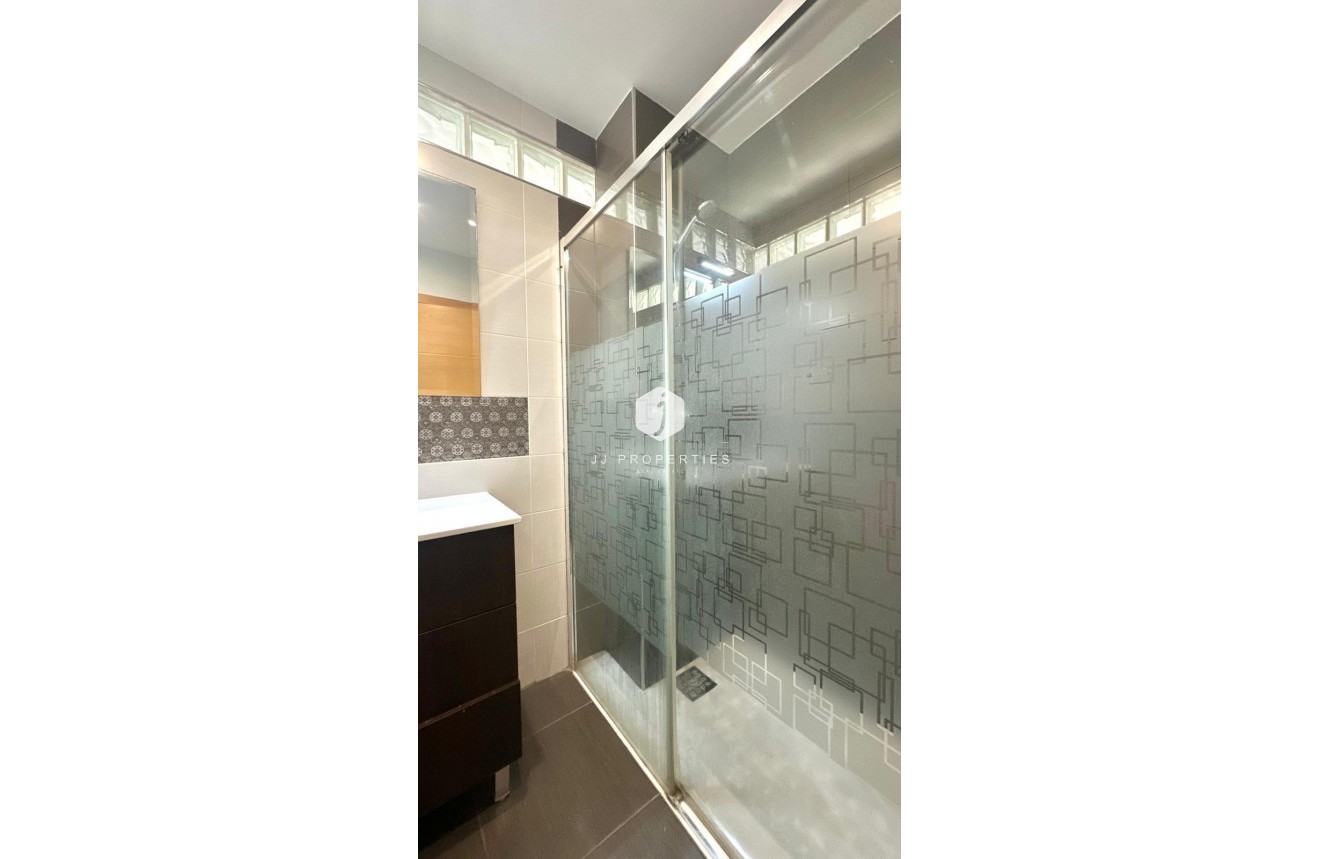 Segunda mano - Apartamento / piso -
Orihuela Costa - Altos De Campoamor