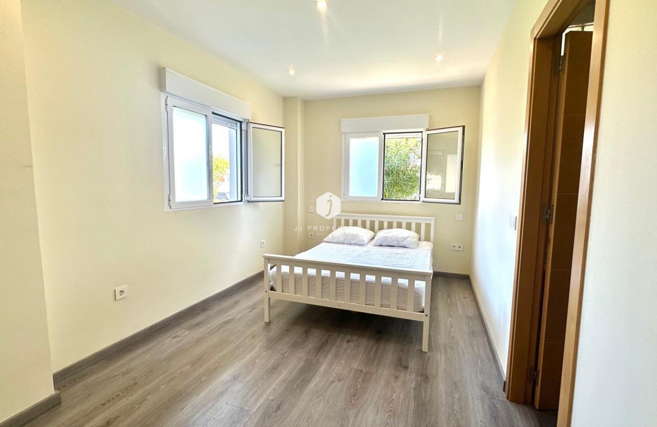 Segunda mano - Apartamento / piso -
Orihuela Costa - Altos De Campoamor