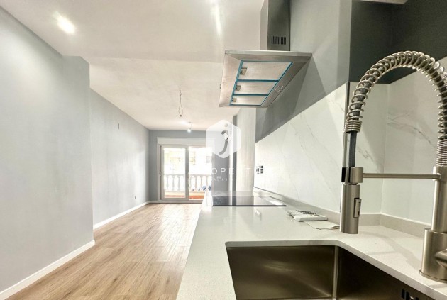 Resale - Apartment / flat -
Torrevieja - La Mata Pueblo