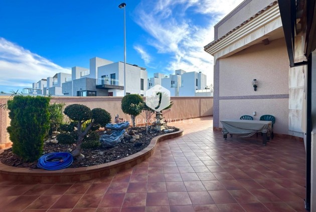 Resale - Chalet -
Torrevieja - La siesta