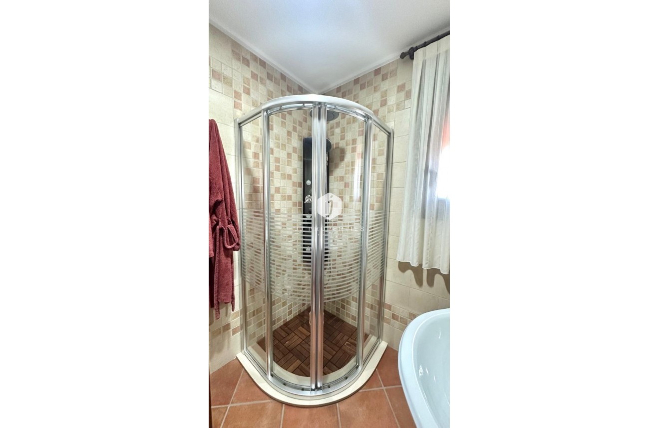 Resale - Chalet -
Torrevieja - La siesta