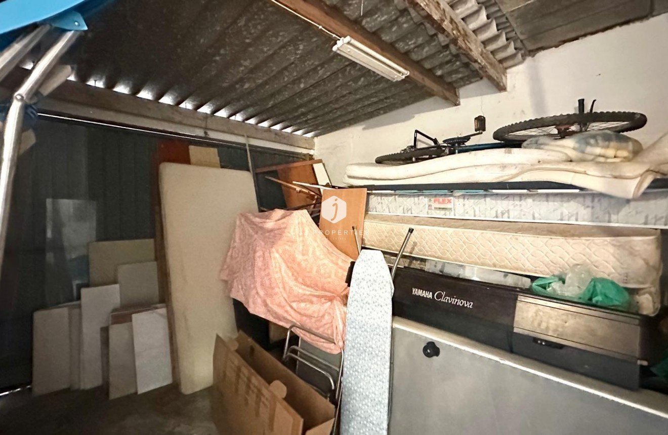 Resale - Chalet -
Torrevieja - Playa del Cura