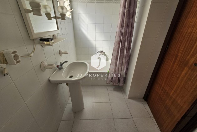 Resale - Apartment / flat -
Torrevieja - Centro