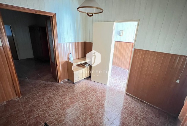 Segunda mano - Apartamento / piso -
Torrevieja
