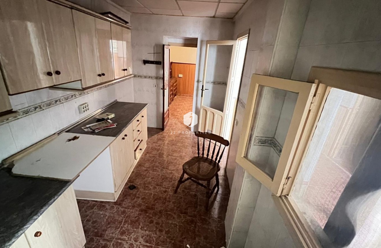 Segunda mano - Apartamento / piso -
Torrevieja