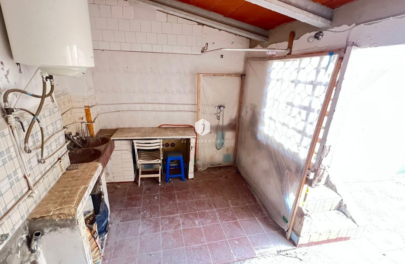 Segunda mano - Apartamento / piso -
Torrevieja