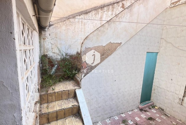 Segunda mano - Apartamento / piso -
Torrevieja