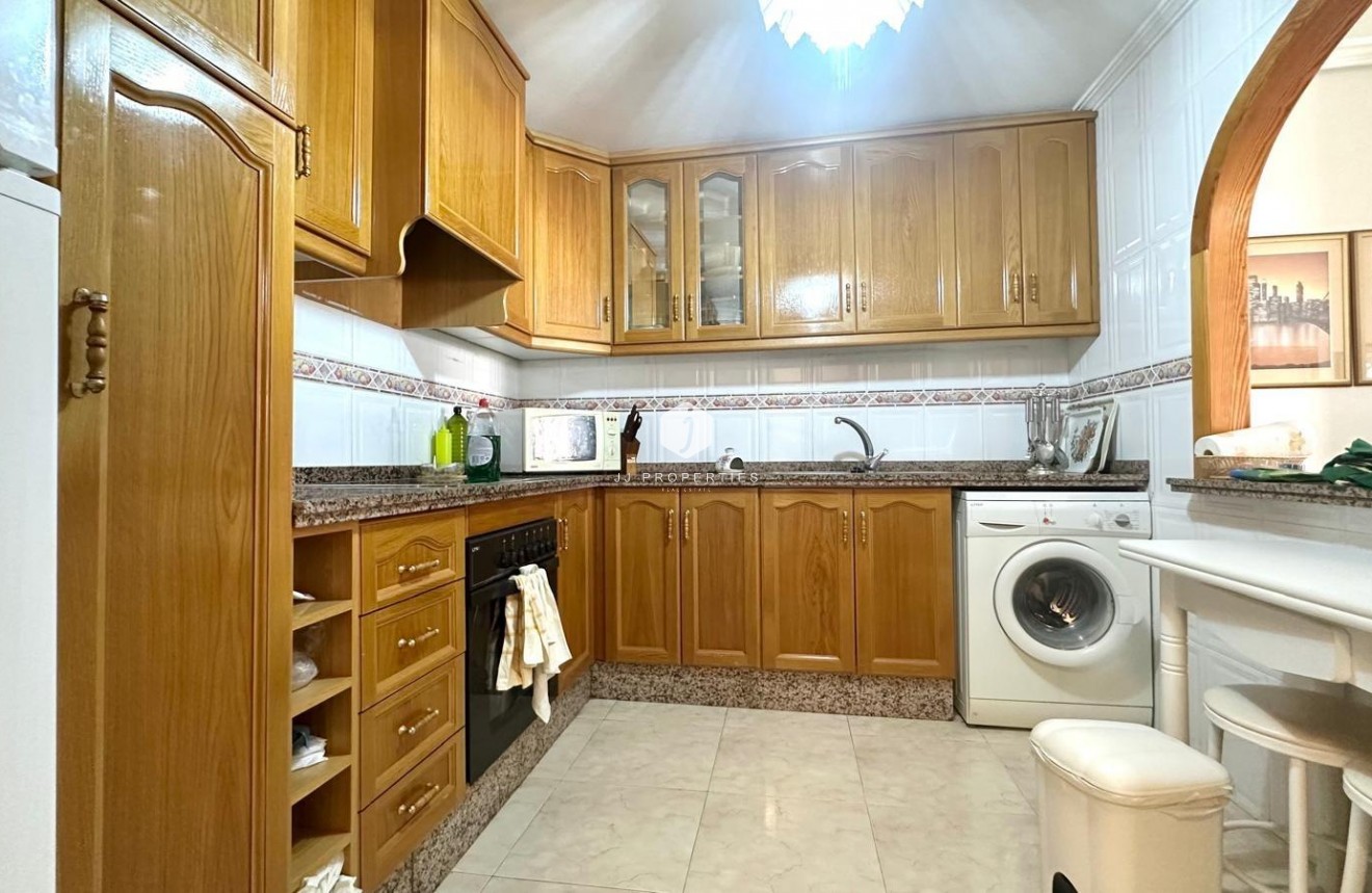 Resale - Penthouse -
Torrevieja - Centro