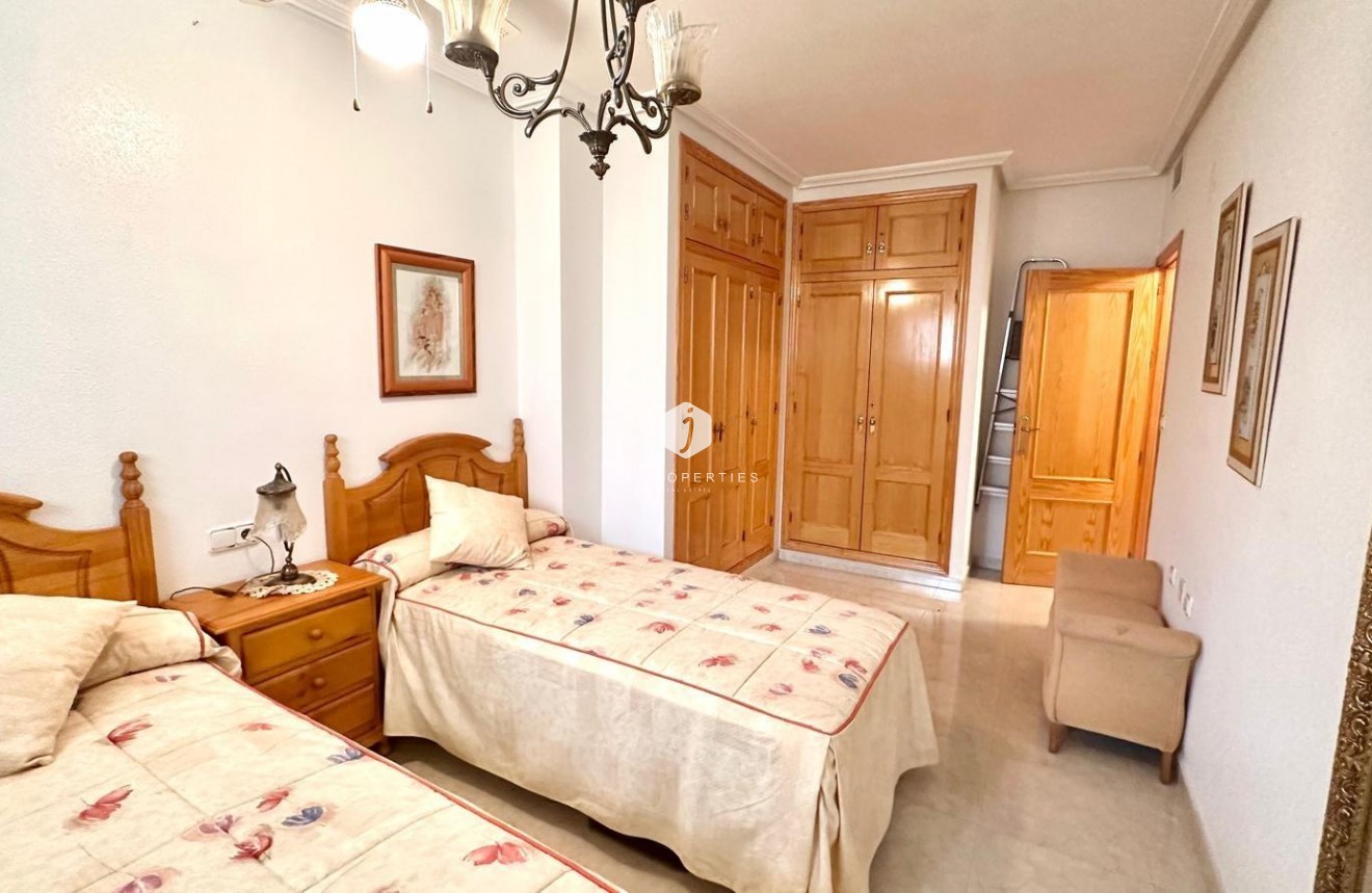 Resale - Penthouse -
Torrevieja - Centro