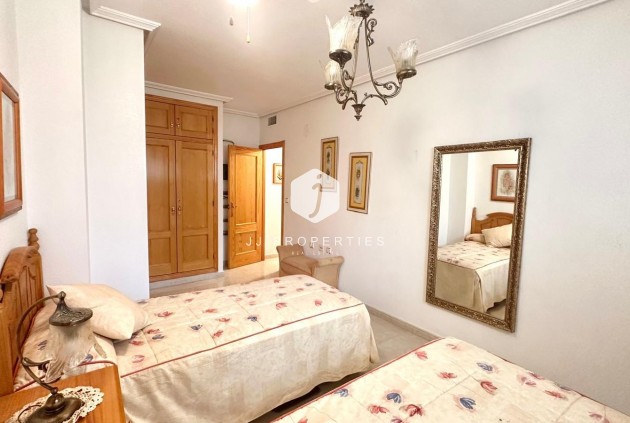 Resale - Penthouse -
Torrevieja - Centro
