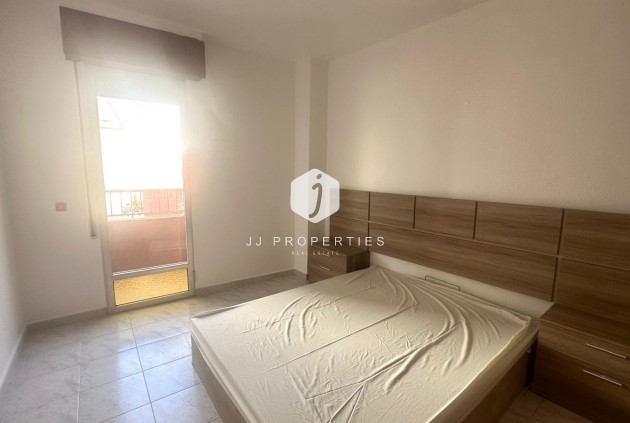 Resale - Apartment / flat -
Torrevieja - Estacion de autobuses