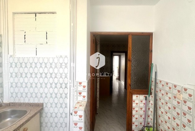 Resale - Apartment / flat -
Torrevieja - Estacion de autobuses