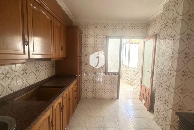 Resale - Apartment / flat -
Torrevieja - Estacion de autobuses