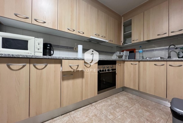 Resale - Apartment / flat -
Torrevieja - Playa del Cura