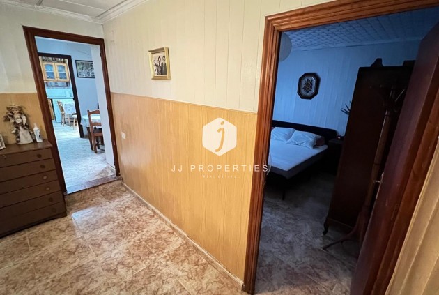 Segunda mano - Apartamento / piso -
Torrevieja