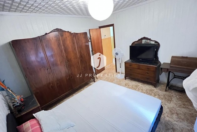 Segunda mano - Apartamento / piso -
Torrevieja