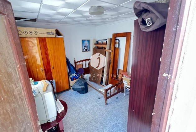 Segunda mano - Apartamento / piso -
Torrevieja