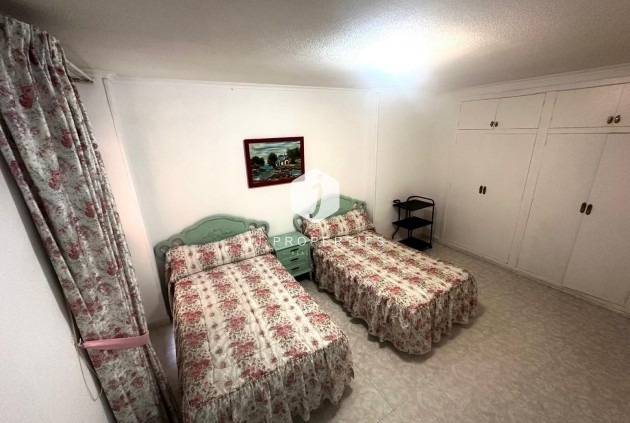 Aus zweiter Hand - Wohnung -
Torrevieja - Centro