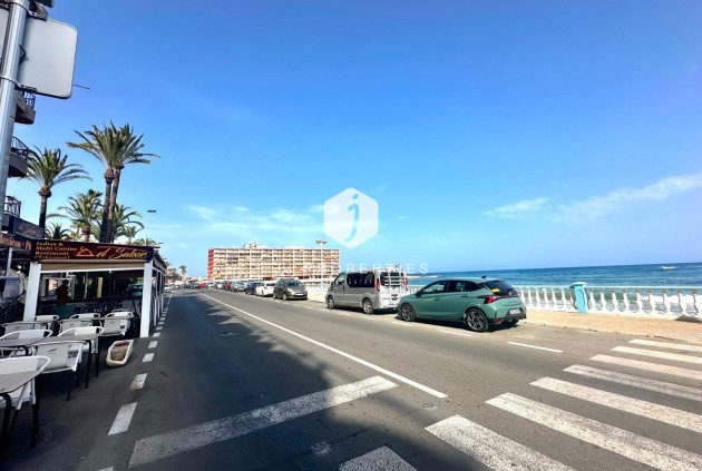 Aus zweiter Hand - Wohnung -
Torrevieja - Centro