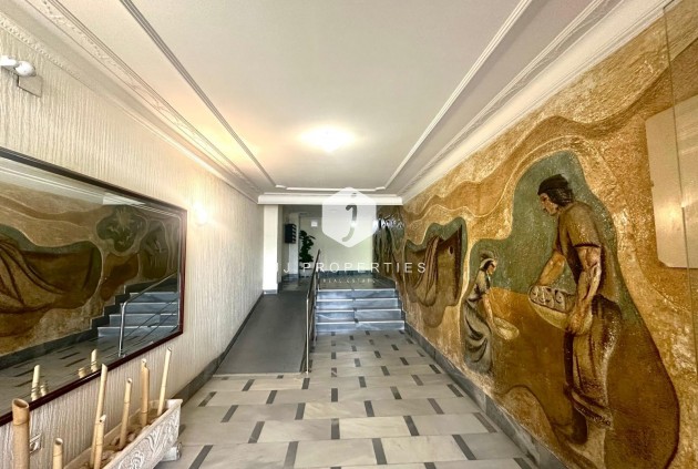 Aus zweiter Hand - Wohnung -
Torrevieja - Centro