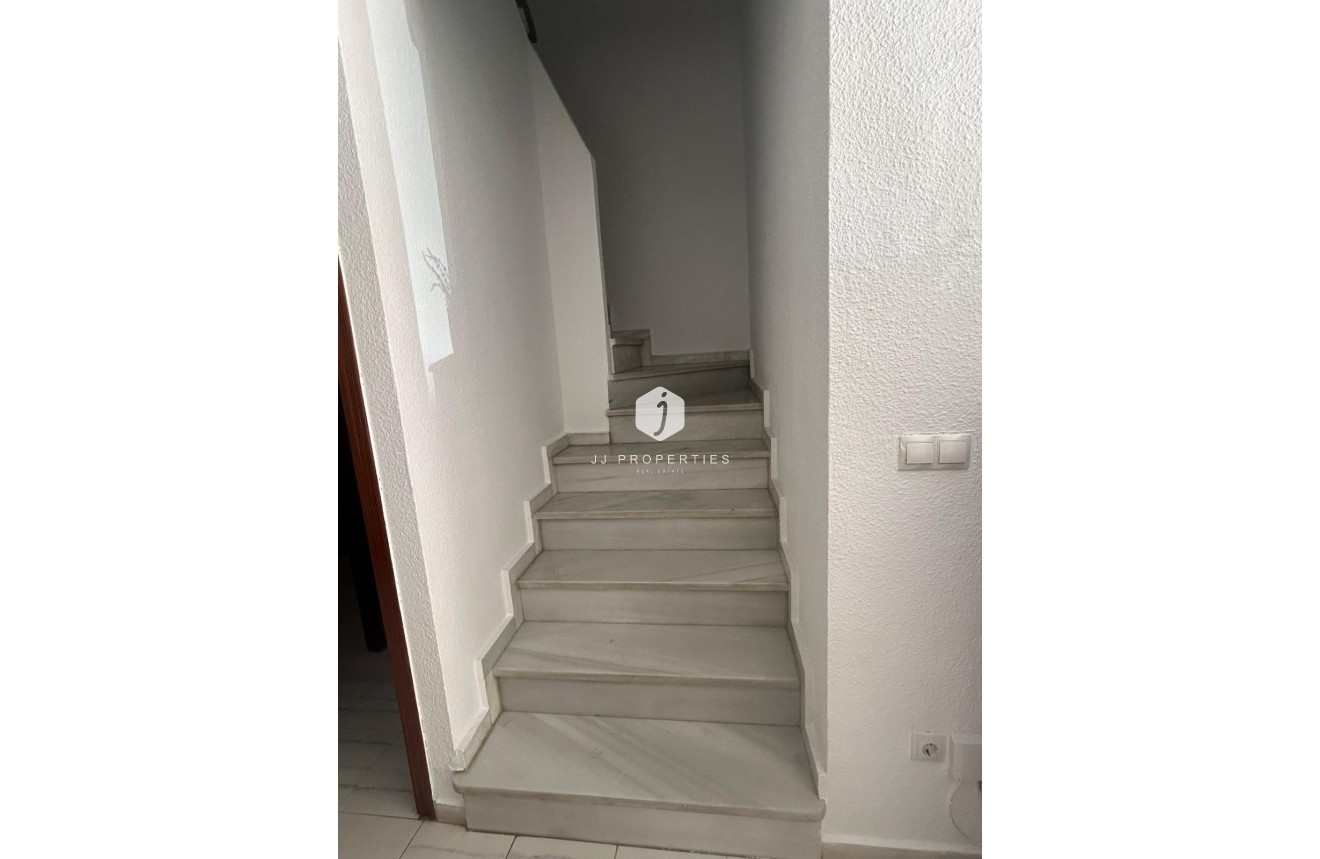 Tweedehands - Chalet -
Torrevieja - Centro