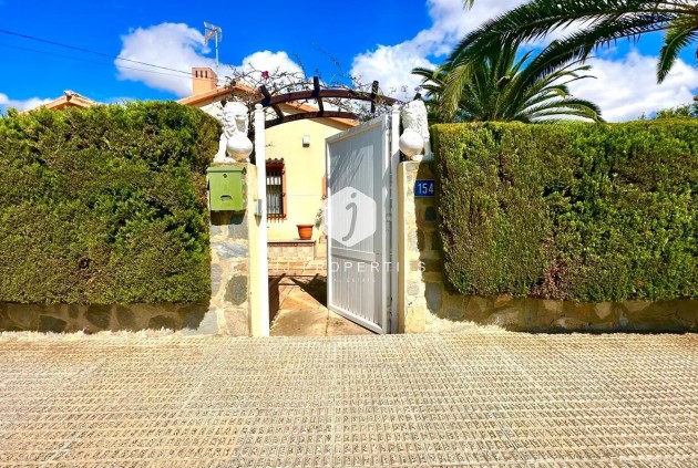 Resale - Villa -
Cabo Roig - Costa Blanca