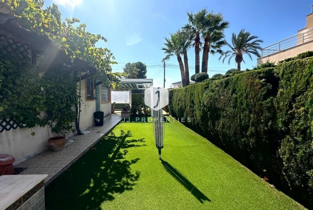 Resale - Villa -
Cabo Roig - Costa Blanca