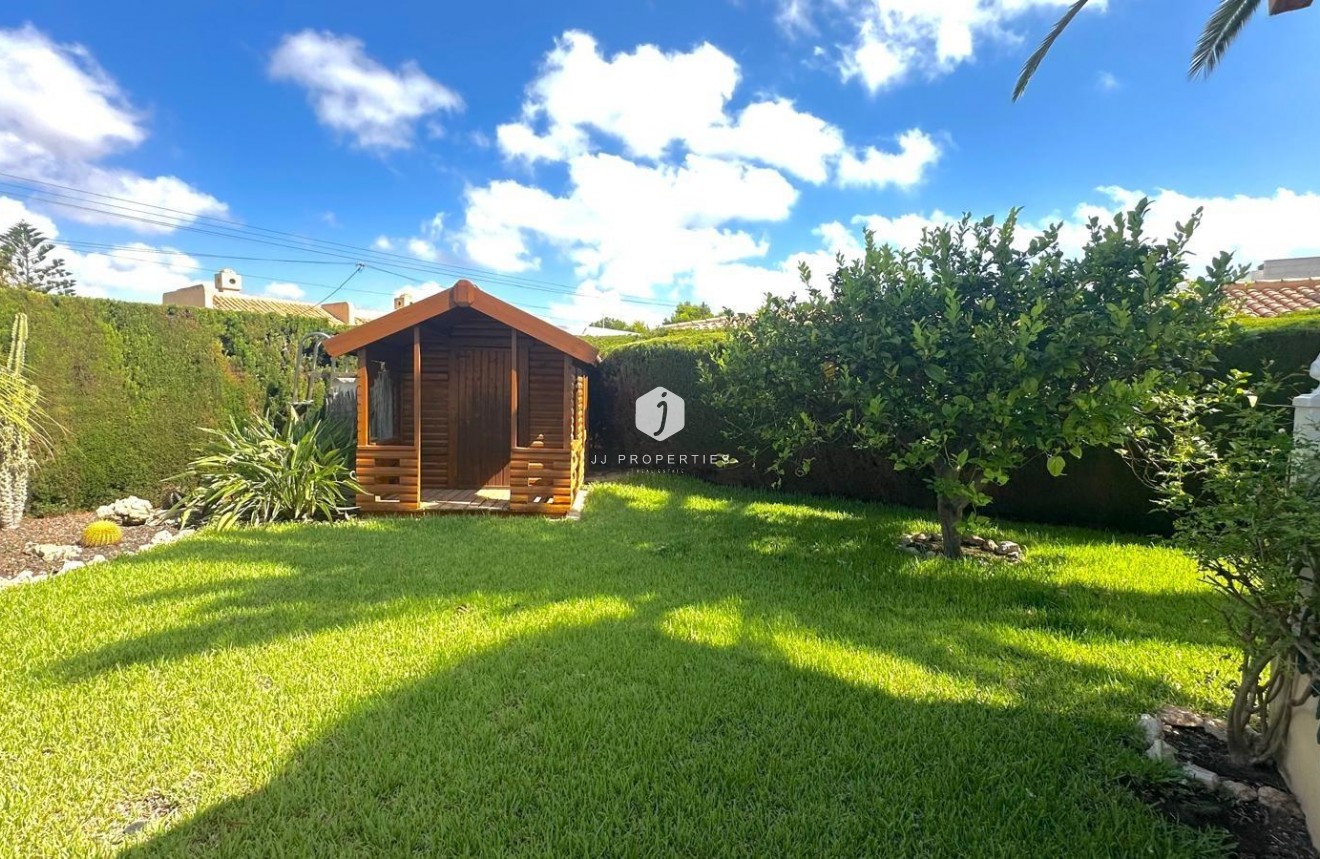 Resale - Villa -
Cabo Roig - Costa Blanca