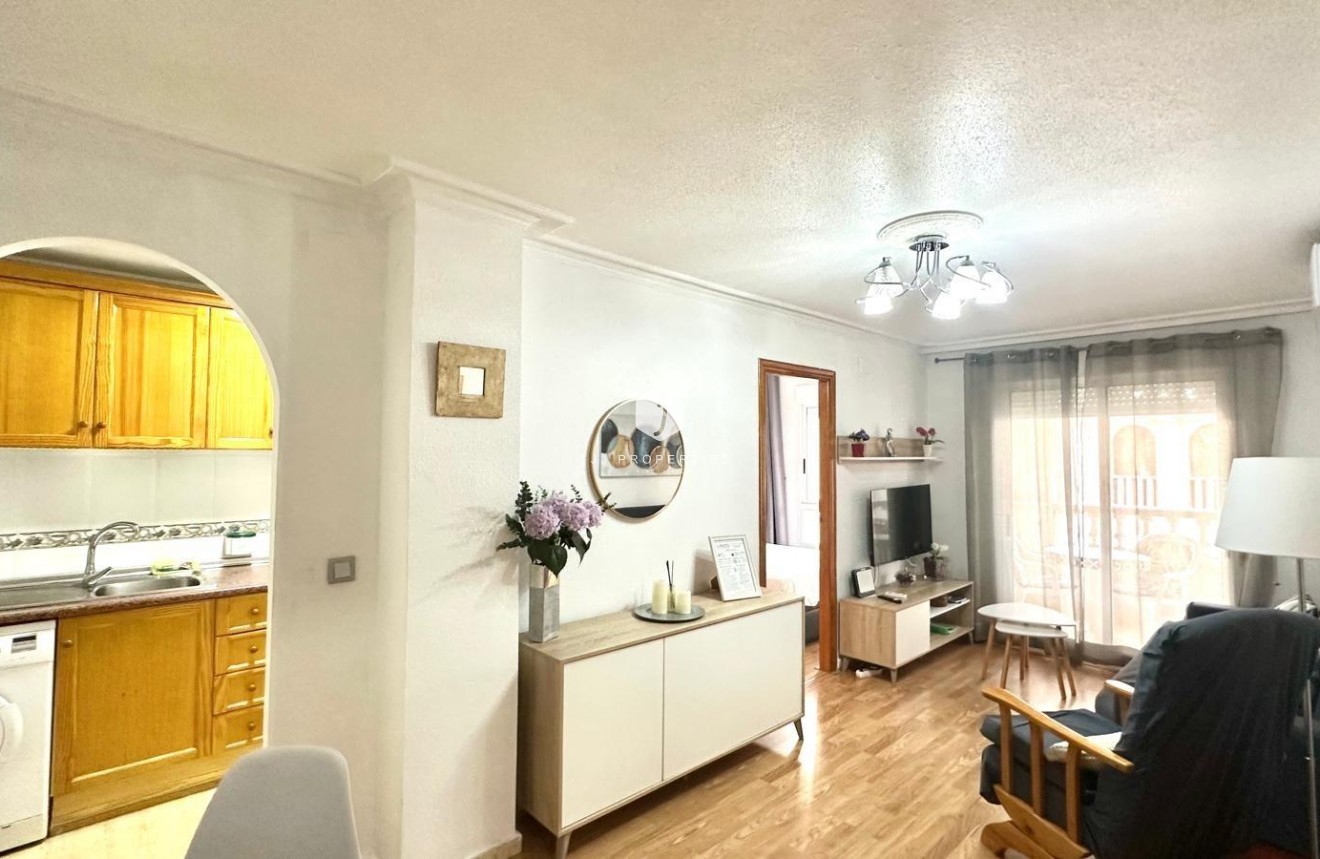 Resale - Apartment / flat -
Torrevieja - Acequion